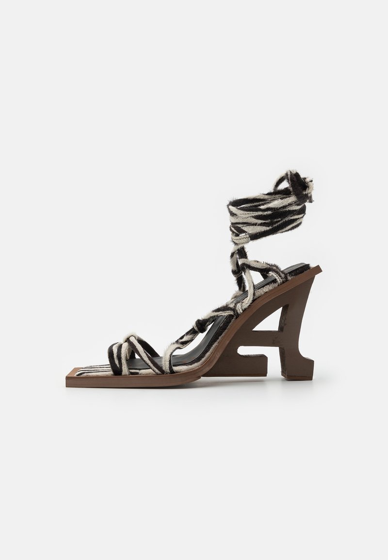 Ahluwalia Sandalen met hoge hak zwart Ahluwalia Sandalen met hoge hak zwart