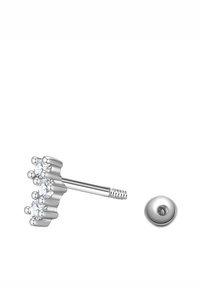 Sudraba studa auskari ar trim apaļām, caurspīdīgām dārgakmenēm, kas savāktas pušķī, ar vītni postā un apaļu aizmuguri.