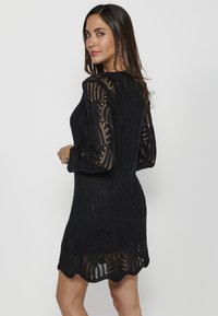 Koroshi LONG SLEEVE - Strickkleid - black