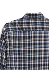 Camicia con bottoni in un motivo a quadri blu navy, bianco e azzurro chiaro. Realizzata in tessuto intrecciato con colletto classico e spacco sul retro.