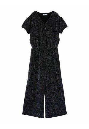 Combinaison noire à manches courtes et jambes larges, col en V et taille froncée, avec un léger brillant sur toute la matière.
