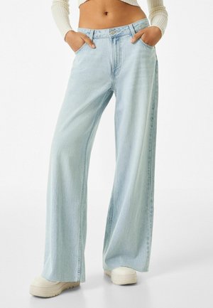 Flared Jeans - light-blue denim