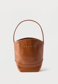 Επιλέχθηκε, brown