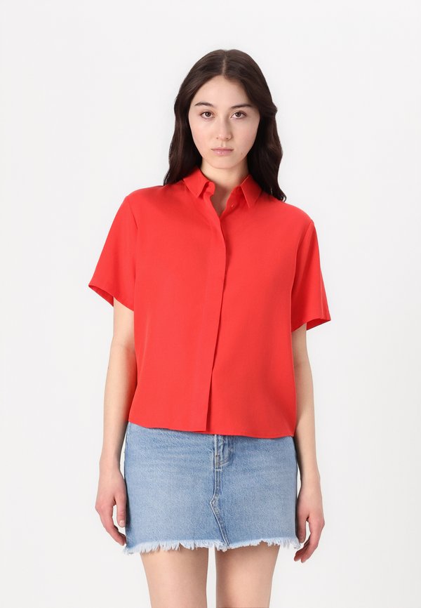 MINA SHIRT - Button-down blouse - flame scarlet