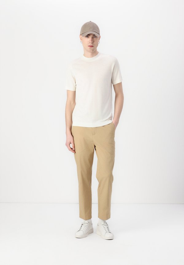 SLHTRAY CREW NECK NOOS - Basic T-shirt - egret2