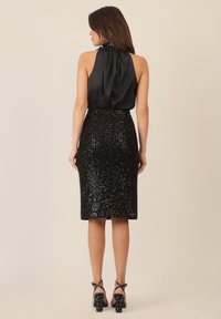 Apart Top - schwarz