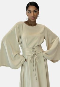 Elara ABAYA - Maxiklänning - beige