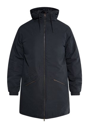 Juodas pūkinis parka tipo švarkas su kapučinu, priekiniu užtrauktuku ir dviem užtrauktukais uždaromomis kišenėmis. Yra elastiniai rankogaliai ir ilgesnis šoninis kraštas.