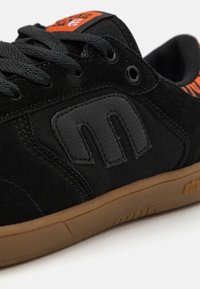 Etnies Men's Windrow X Burn Slow BMX Shoe - Skate Shoes With Michelin Rubber