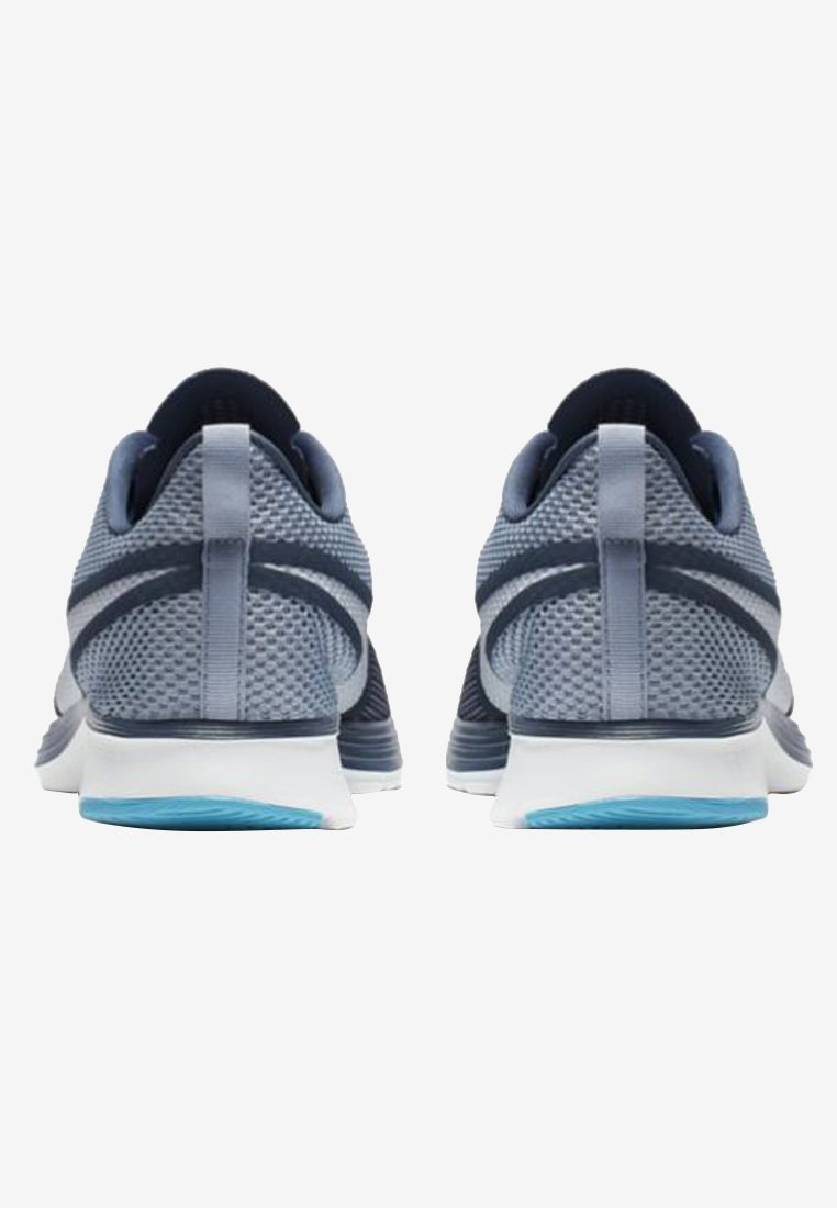 nike strike zoom 2