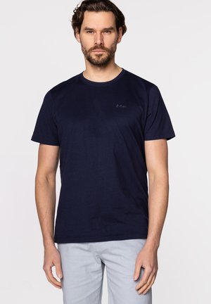 - T-shirt basic
