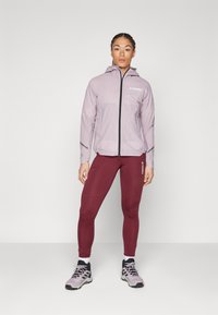Adidas Terrex TERREX XPERIOR 2.5L LIGHT RAIN.RDY JACKET - Cortaviento - preloved fig
