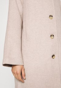 Selected Femme SLFVINNI - Kort kåpe / frakk - sandshell melange