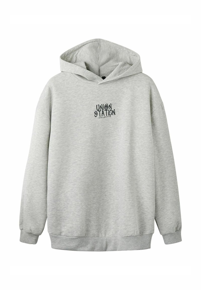 Hall halliga kapuutsi ja ühevärviline dressipluus. Keskel musta värviga trükitud logo "UNION STATION COLLECTIVE". Laiad varrukad ja äär.