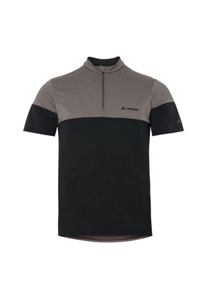 Maillot de cyclisme à manches courtes avec un col zippé mi-long, fabriqué dans un tissu léger, arborant des blocs de couleur gris et noir ainsi qu'un petit logo.