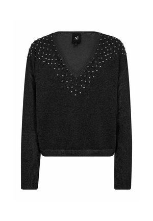 Pull noir en maille à manches longues avec col en V et petites décorations rondes disposées en motif triangulaire sur le haut devant et les épaules.
