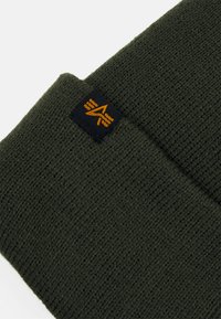 Alpha Industries CREW BEANIE UNISEX - Beanie - dark green
