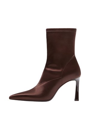 STRETCH - Stiefelette - brown