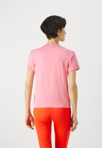adidas Performance AEROREADY TRAIN ESSENTIALS  - Sportska majica - bliss pink/white