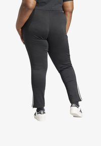 adidas Originals ADICOLOR SUPERSTAR PLUS SIZE - Træningsbukser - black
