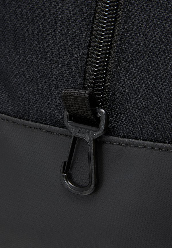 NK BRSLA SHOE - 9.5 (11L) UNISEX - Sports bag2