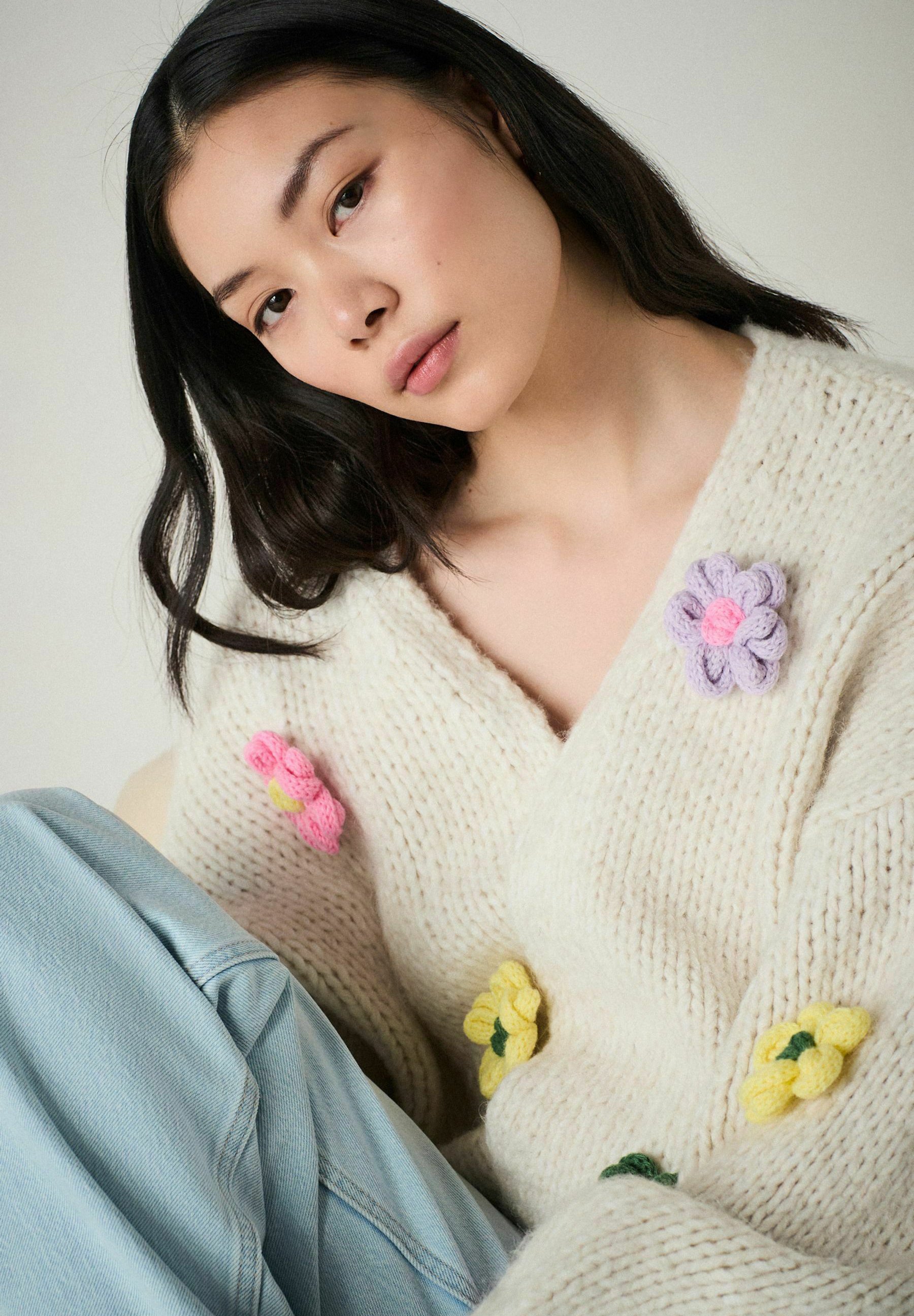 Next SOFT TOUCH FUZZY - Cardigan - white ecru floral/alb - Zalando.ro