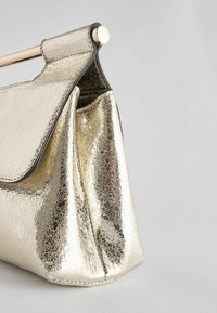 Next HANDLE - REGULAR FIT - Pikkulaukku - gold coloured