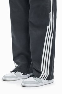 FAVELA JOGGER UNISEX - Jogginghose - black