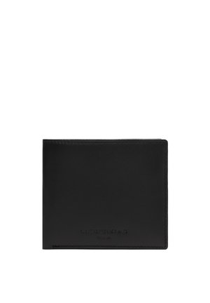 Czarny skórzany portfel składany na dwie części z subtelnie wytłoczonym logo na przedniej stronie, pokazany zamknięty na białym tle.