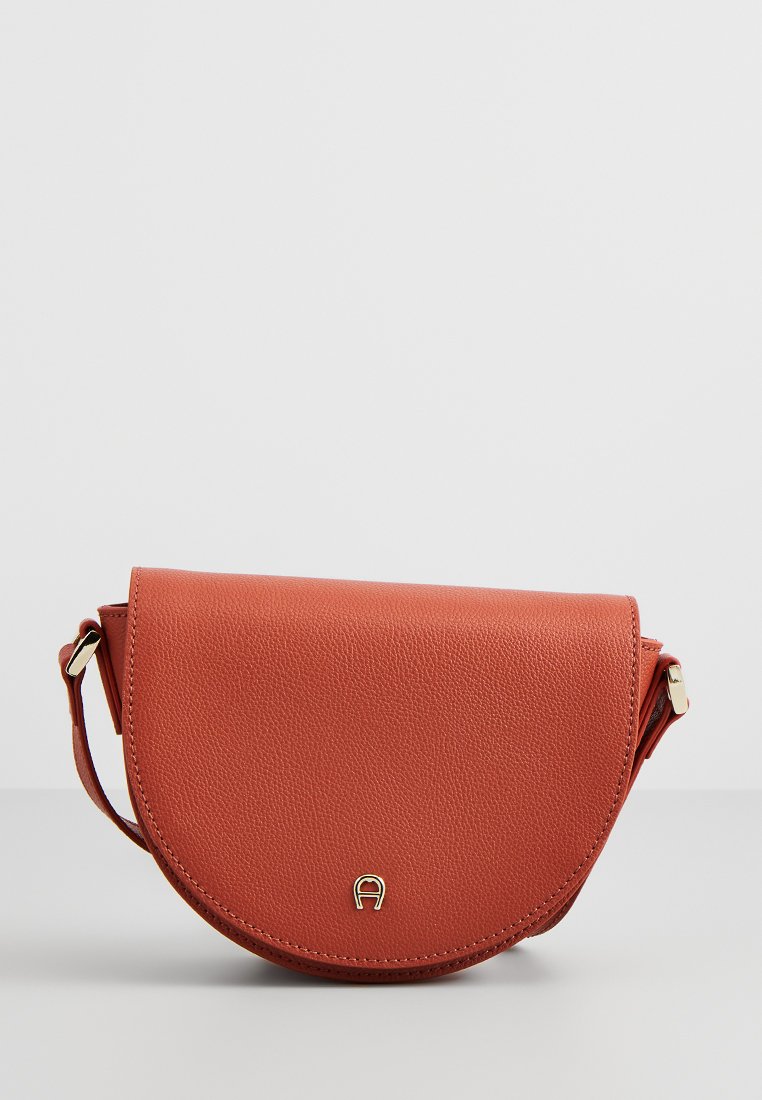 Geantă crossbody