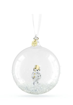 Ornement de Noël en verre transparent avec un petit bonhomme de neige en cristal à l'intérieur, chapeau haut de forme doré, boutons dorés, et une étiquette dorée 2026 sur le ruban suspendu.