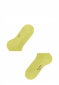 Limonkowe skarpetki do kostek o gładkiej fakturze. Posiadają wzmocniony palec i piętę, na których w ciemnoniebieskim kolorze widnieje napis "FALKE FAMILY".