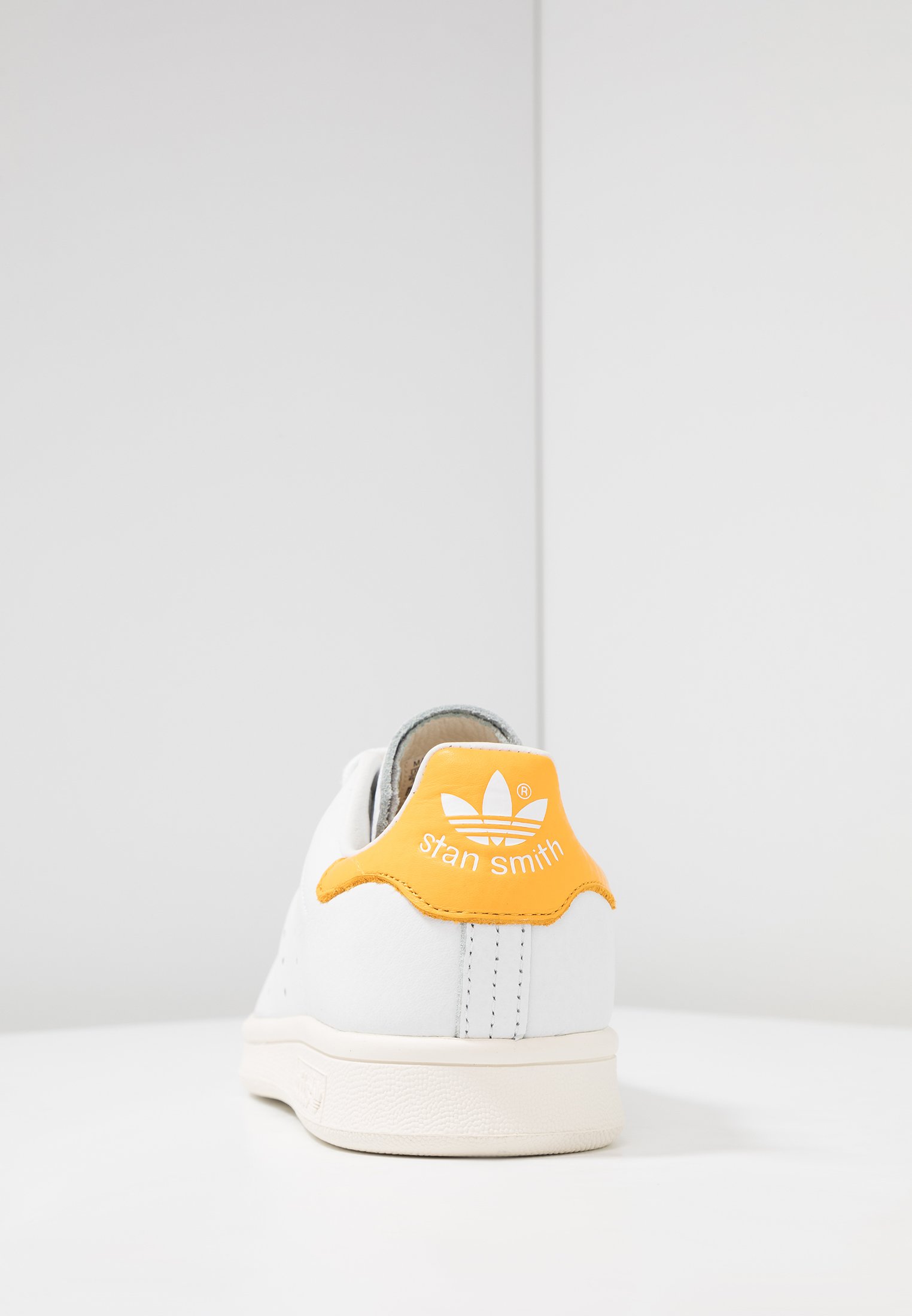 stan smith active gold