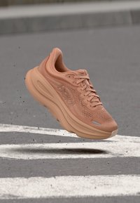 Επιλέχθηκε, sienna/rose gold-coloured