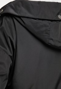 DreiMaster Parkas - black