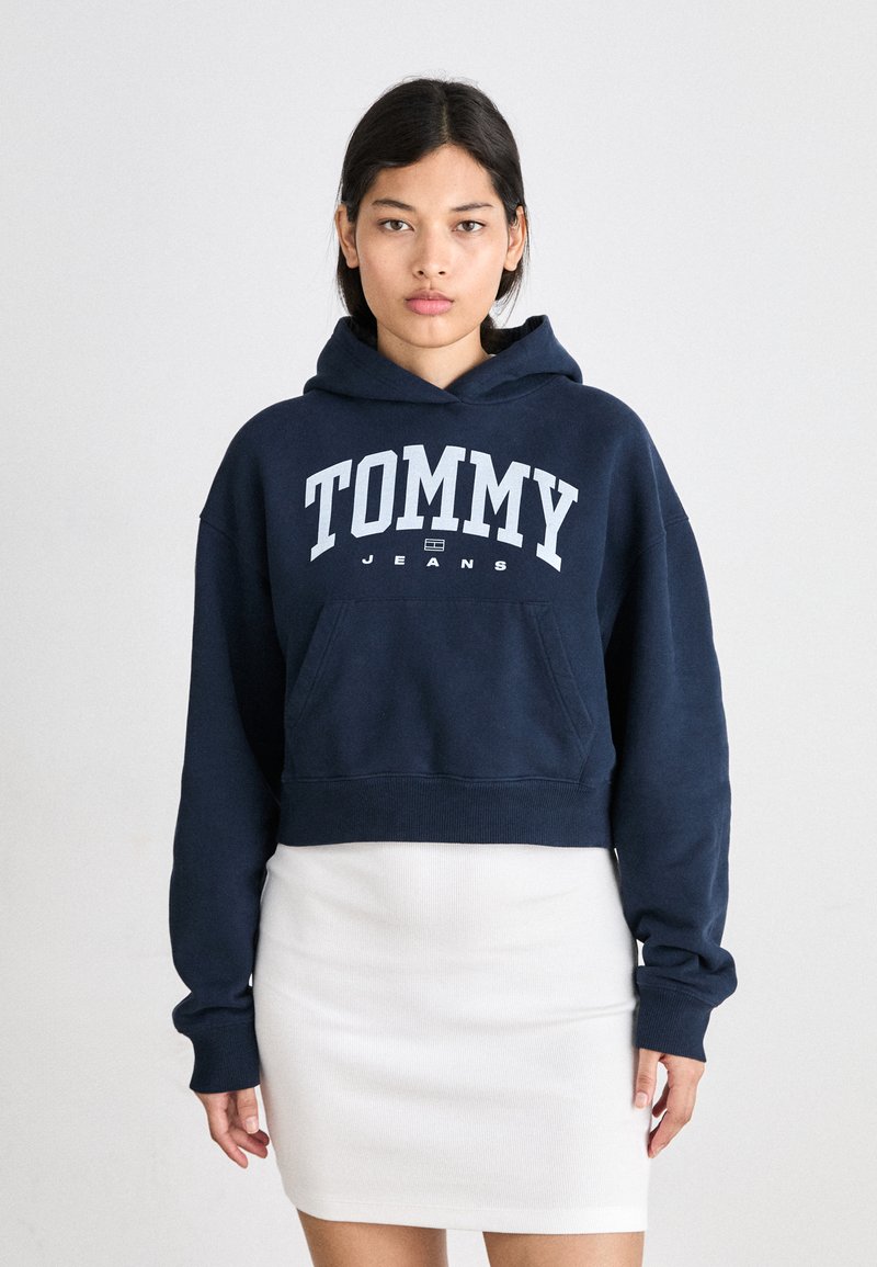 Tommy Jeans VARSITY HOODIE - Felpa - dark night navy
