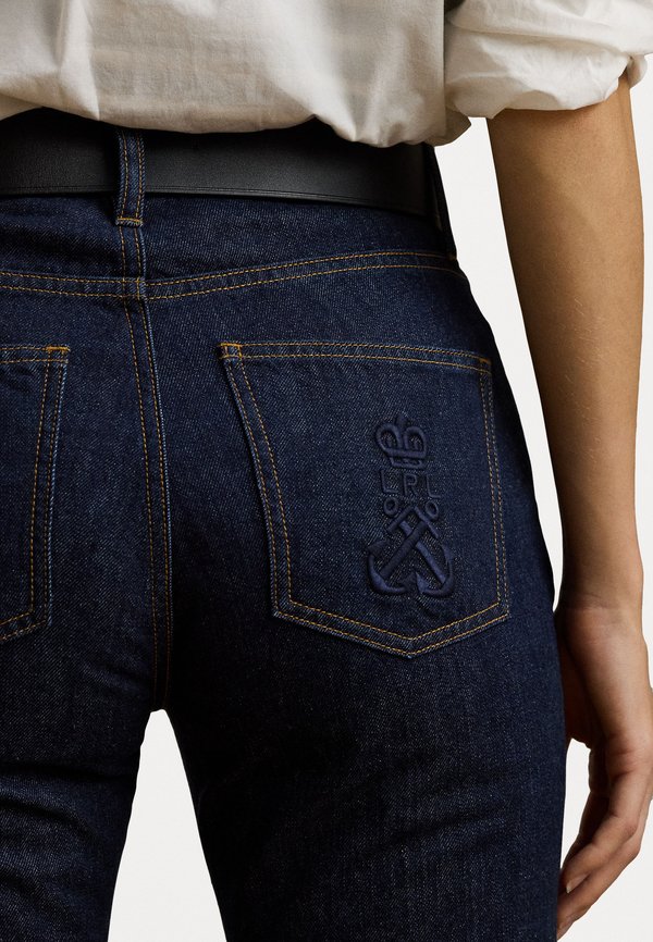 HIGH RISE FLARE JEAN - Flared Jeans - rinse wash2