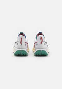 Nike Performance REACTX PEGASUS 5 - Trail hardloopschoenen - white/black/court blue/cedar/bicoastal