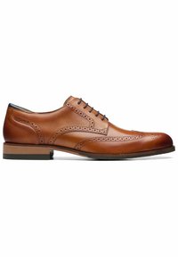derbies vernies clarks