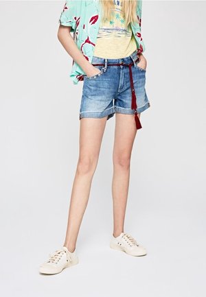 Short - blue denim