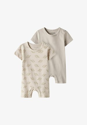 To sett med kortermede baby bodysuits: en ensfarget beige, en med lysebrune elefanttrykk, laget av myk bomull. Trykknapper i bunnen.