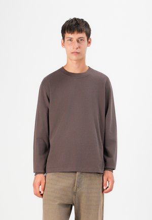 TEE - Hosszú ujjú felső - brown