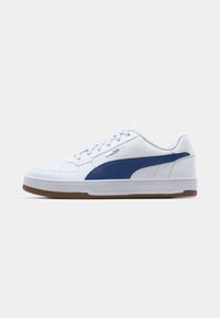 Unselected, white/clyde royal