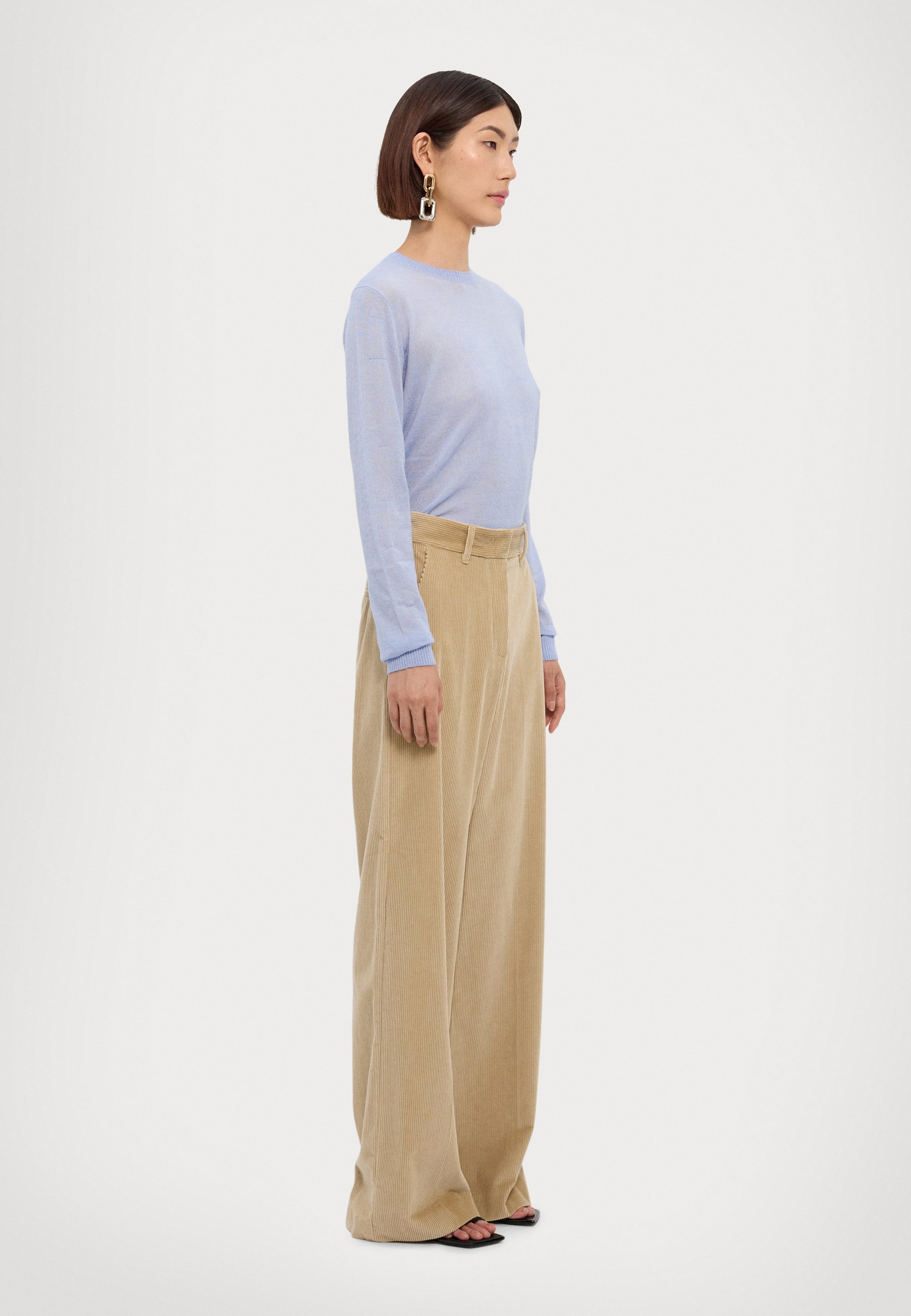 WEEKEND MaxMara TANIA - Trousers - beige - Zalando.co.uk