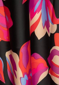 YAS YASPELLA MIDI SKIRT - Jupe trapèze - black