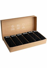 Set di sei calzini neri in imballaggio di cartone riciclabile. Ogni calzino presenta un testo del logo bianco sul bordo.