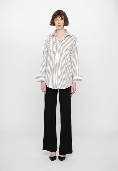 Filippa K CLASSIC STRIPE SHIRT - Cămașă - coffee/white