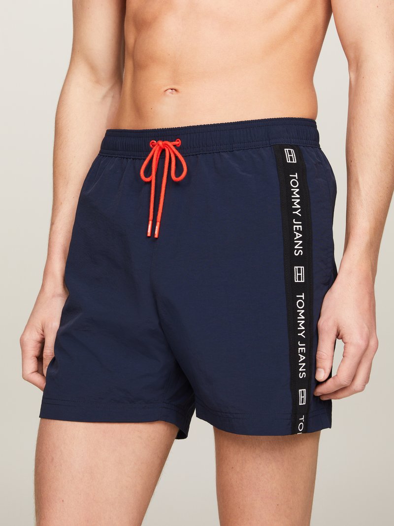 Tommy Jeans MEDIUM DRAWSTRING SIDE TAPE - Shorts da mare - dark night navy