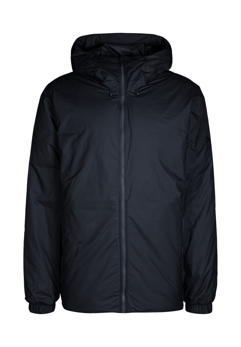 Veste à capuche noire avec fermeture éclair à l'avant, poignets élastiques et finition lisse et mate avec un logo de marque subtil sur la manche.