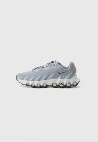 Selecionado, cool grey/black cannon/light smoke grey
